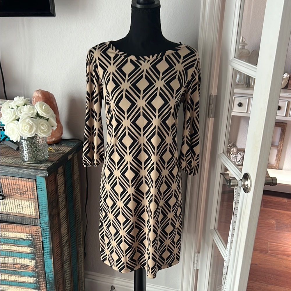 Geometric Patterned Black and Beige Dress